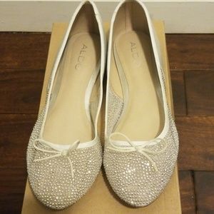 🥿🥿💖Aldo Silver Beaded Mesh Ballet Flats💖🥿🥿